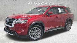 2023 Nissan Pathfinder SL