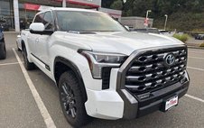 2023 Toyota Tundra Platinum HV