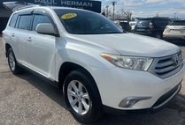 2013 Toyota Highlander SE