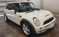 2005 MINI Cooper Base