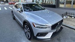 2025 Volvo V60 Cross Country B5 Plus