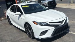 2018 Toyota Camry SE Sedan 4D