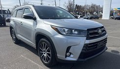 2017 Toyota Highlander SE