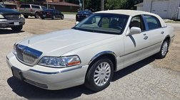 2005 Lincoln Town Car Signature