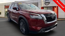 2023 Nissan Pathfinder SL