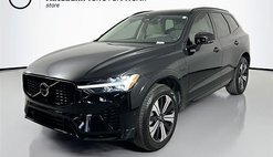 2024 Volvo XC60 Recharge T8 Plus Dark Theme