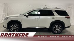 2023 Nissan Pathfinder Platinum