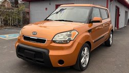 2011 Kia Soul +