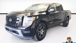 2023 Nissan Titan SV