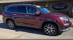 2021 Honda Pilot Touring w/Rear Captain's Chairs