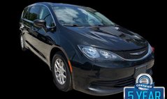 2020 Chrysler Voyager LX
