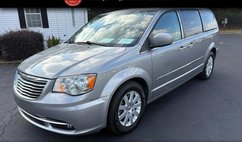 2016 Chrysler Town and Country Touring