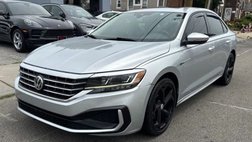 2020 Volkswagen Passat R-Line