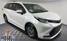 2022 Toyota Sienna XLE