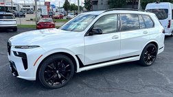 2023 BMW X7 M60i