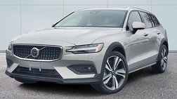 2025 Volvo V60 Cross Country B5 Plus
