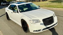2016 Chrysler 300 C Platinum