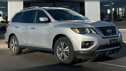 2017 Nissan Pathfinder SV