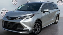 2021 Toyota Sienna LE 8-Passenger