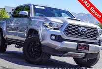 2020 Toyota Tacoma TRD Sport