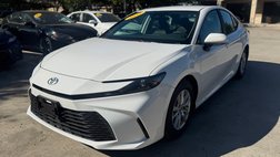 2025 Toyota Camry LE FWD