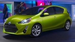 2016 Toyota Prius c Three