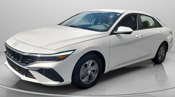 2024 Hyundai Elantra SE