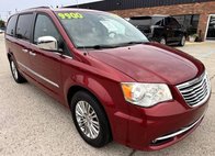2013 Chrysler Town and Country Touring-L