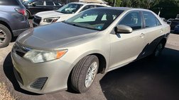 2014 Toyota Camry LE