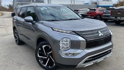 2023 Mitsubishi Outlander SE