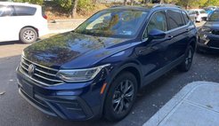 2022 Volkswagen Tiguan SE 4Motion