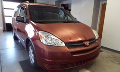 2004 Toyota Sienna LE 7 Passenger
