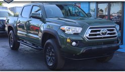 2021 Toyota Tacoma SR5 Double Cab 5' Bed V6 AT (Natl)