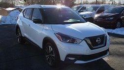 2020 Nissan Kicks SR