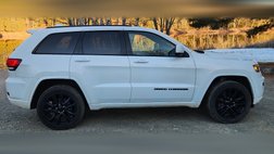 2021 Jeep Grand Cherokee LAREDO Summitt