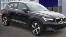 2025 Volvo XC40 B5 Plus Bright Theme
