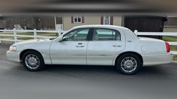 2006 Lincoln Town Car Signature Limited