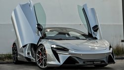 2023 McLaren Artura Base