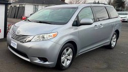 2015 Toyota Sienna LE