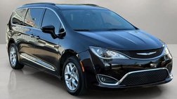 2017 Chrysler Pacifica Touring L FWD