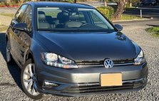 2019 Volkswagen Golf SE