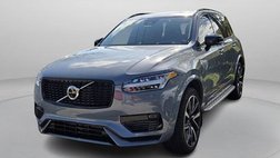 2023 Volvo XC90 Recharge T8 Ultimate Dark Theme
