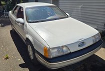 1986 Ford Taurus LX