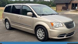 2014 Chrysler Town and Country Touring