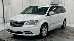 2016 Chrysler Town and Country Touring