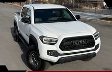 2023 Toyota Tacoma TRD Off-Road