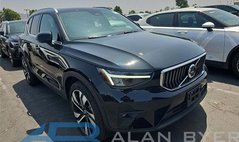 2025 Volvo XC40 B5 Plus Bright Theme