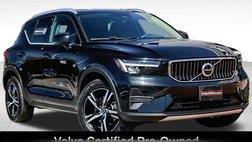 2025 Volvo XC40 B5 Core Bright Theme