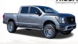 2021 Nissan Titan SV