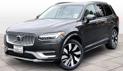 2023 Volvo XC90 Recharge T8 Ultimate Bright Theme 7P
